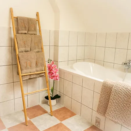 Hoeve Tramzicht Couette-café Hellevoetsluis