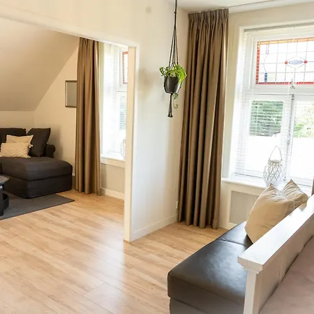 Couette-café Hoeve Tramzicht 3*